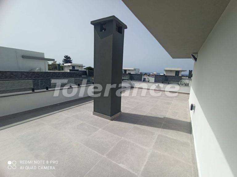 Вилла или дом в Кирения, Северный Кипр с бассейном: купить недвижимость в Турции - 112220