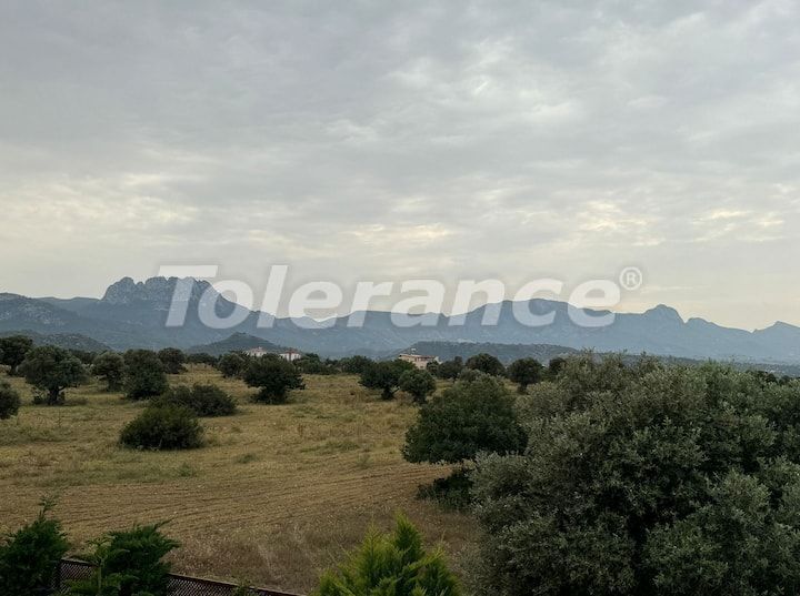 Вилла или дом в Кирения, Северный Кипр вид на море с бассейном: купить недвижимость в Турции - 118000