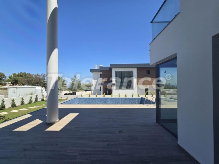 Вилла или дом от застройщика в Кирения, Северный Кипр с бассейном: купить недвижимость в Турции - 127864