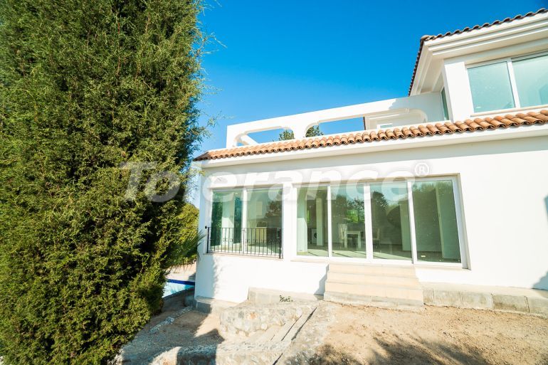 Вилла или дом от застройщика в Кирения, Северный Кипр вид на море с бассейном в рассрочку: купить недвижимость в Турции - 71226