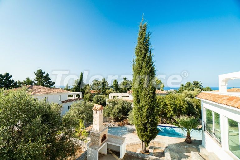 Вилла или дом от застройщика в Кирения, Северный Кипр вид на море с бассейном в рассрочку: купить недвижимость в Турции - 71250