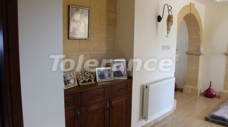 Вилла или дом в Кирения, Северный Кипр вид на море с бассейном - 71394 Вилла или дом в Кирения, Северный Кипр вид на море с бассейном: купить недвижимость в Турции - 71394