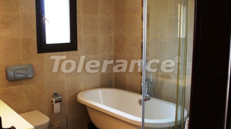 Вилла или дом в Кирения, Северный Кипр вид на море с бассейном - 71402 Вилла или дом в Кирения, Северный Кипр вид на море с бассейном: купить недвижимость в Турции - 71402