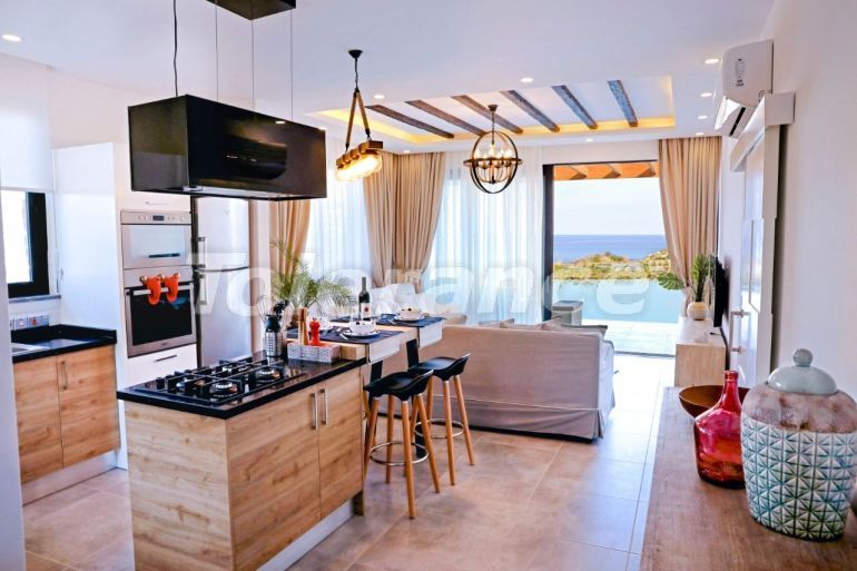 Вилла или дом от застройщика в Кирения, Северный Кипр вид на море с бассейном: купить недвижимость в Турции - 71835