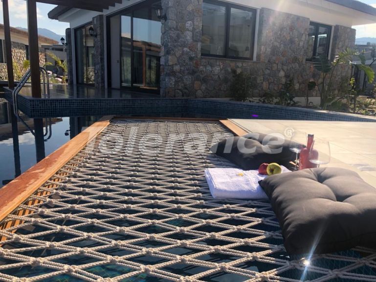 Вилла или дом от застройщика в Кирения, Северный Кипр вид на море с бассейном: купить недвижимость в Турции - 71850