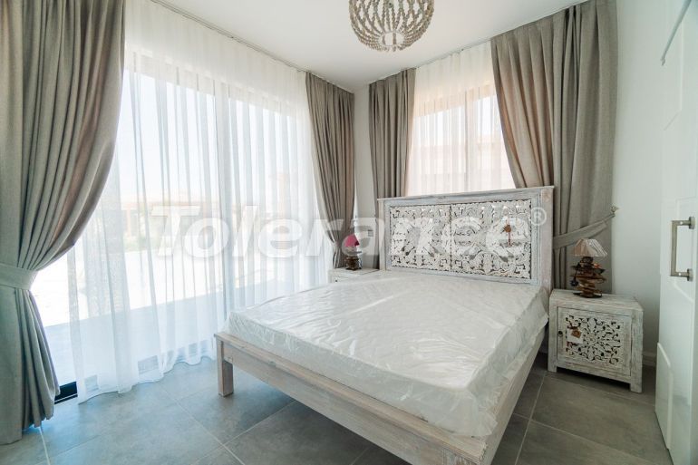 Вилла или дом от застройщика в Кирения, Северный Кипр вид на море с бассейном: купить недвижимость в Турции - 71858