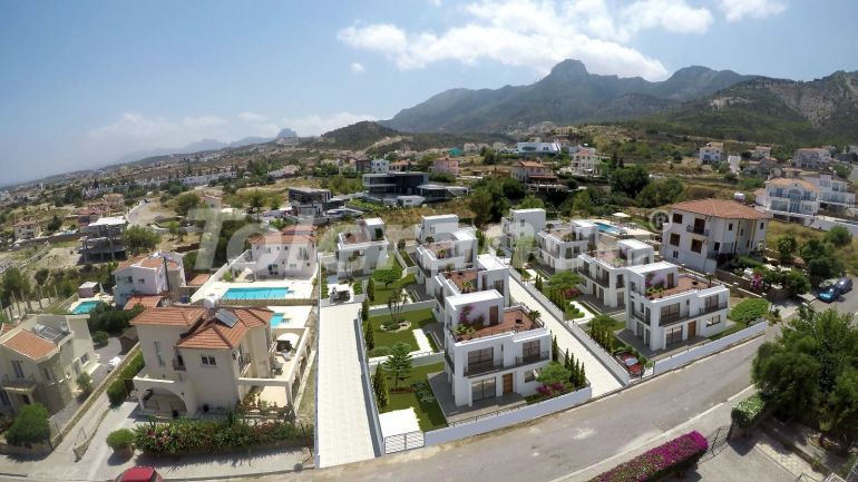 Вилла или дом от застройщика в Кирения, Северный Кипр вид на море: купить недвижимость в Турции - 71876