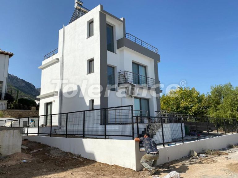 Вилла или дом от застройщика в Кирения, Северный Кипр вид на море: купить недвижимость в Турции - 71885