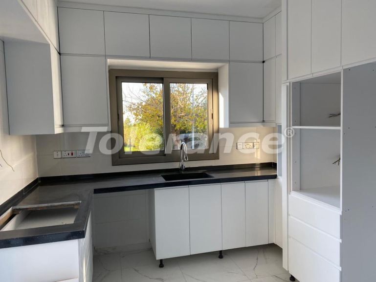 Вилла или дом от застройщика в Кирения, Северный Кипр вид на море: купить недвижимость в Турции - 71901