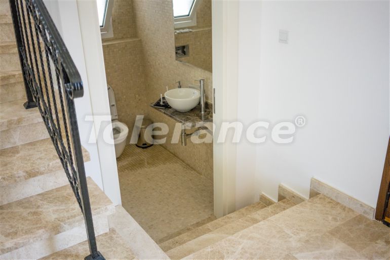 Вилла или дом от застройщика в Кирения, Северный Кипр вид на море с бассейном: купить недвижимость в Турции - 72201