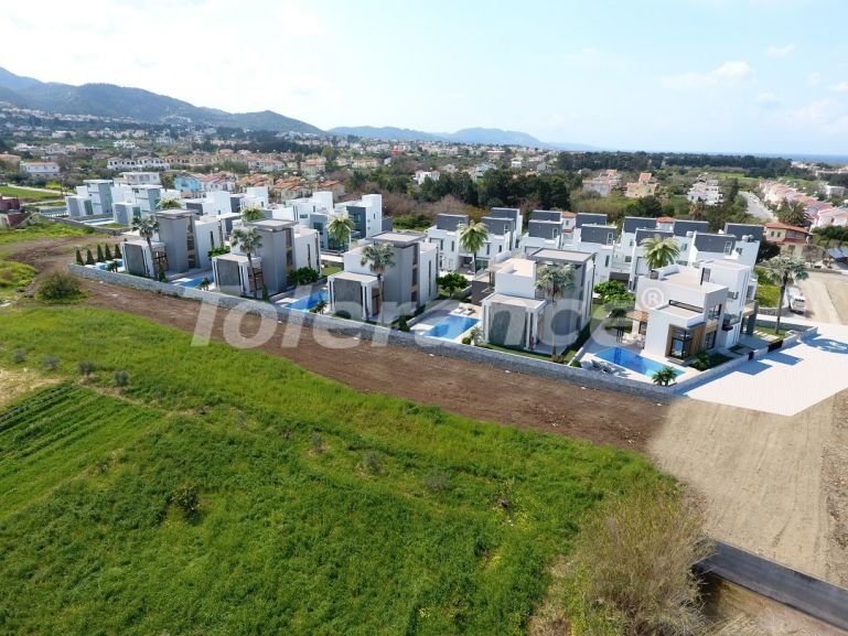 Вилла или дом от застройщика в Кирения, Северный Кипр вид на море с бассейном: купить недвижимость в Турции - 72404