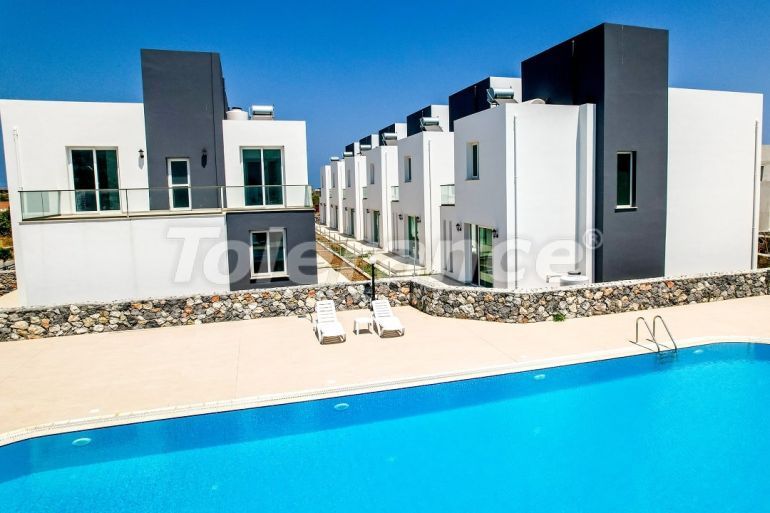 Вилла или дом от застройщика в Кирения, Северный Кипр с бассейном в рассрочку: купить недвижимость в Турции - 72409