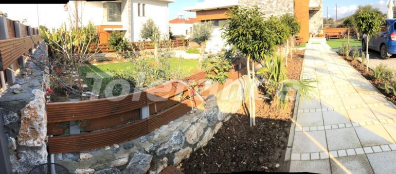 Вилла или дом в Кирения, Северный Кипр: купить недвижимость в Турции - 72730