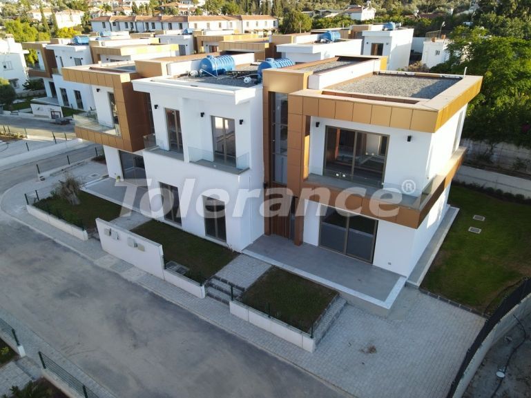 Вилла или дом от застройщика в Кирения, Северный Кипр вид на море в рассрочку: купить недвижимость в Турции - 73348