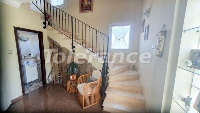 Вилла или дом в Кирения, Северный Кипр: купить недвижимость в Турции - 73462