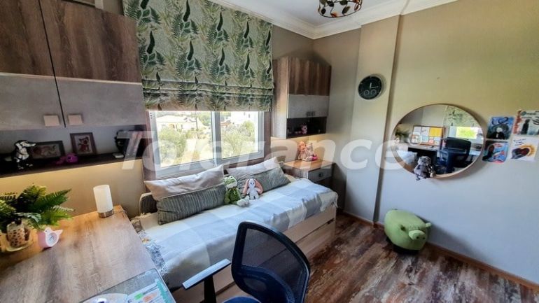 Вилла или дом в Кирения, Северный Кипр: купить недвижимость в Турции - 73465