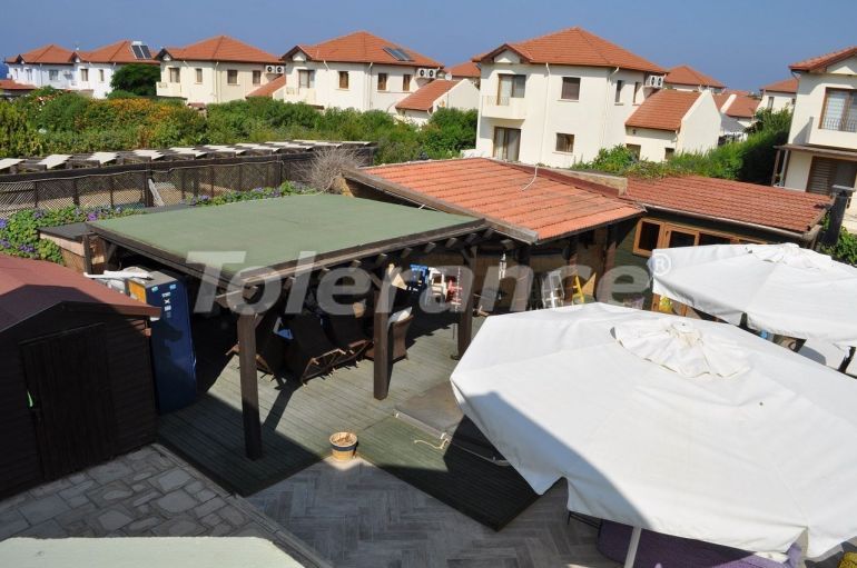 Вилла или дом в Кирения, Северный Кипр с бассейном: купить недвижимость в Турции - 73908