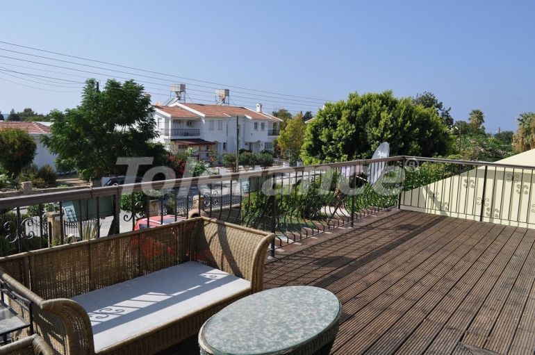 Вилла или дом в Кирения, Северный Кипр с бассейном: купить недвижимость в Турции - 73913