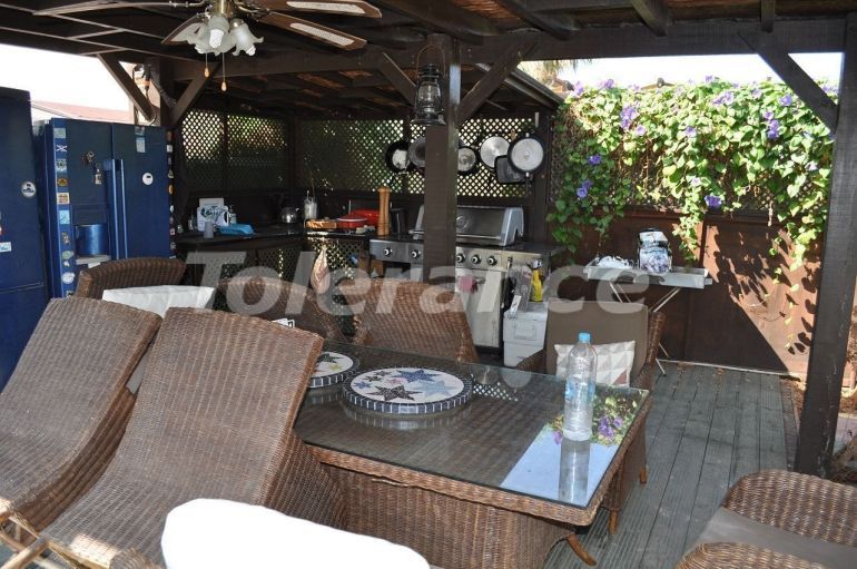 Вилла или дом в Кирения, Северный Кипр с бассейном: купить недвижимость в Турции - 73925