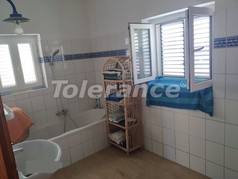 Вилла или дом в Кирения, Северный Кипр - 74336 Вилла или дом в Кирения, Северный Кипр: купить недвижимость в Турции - 74336