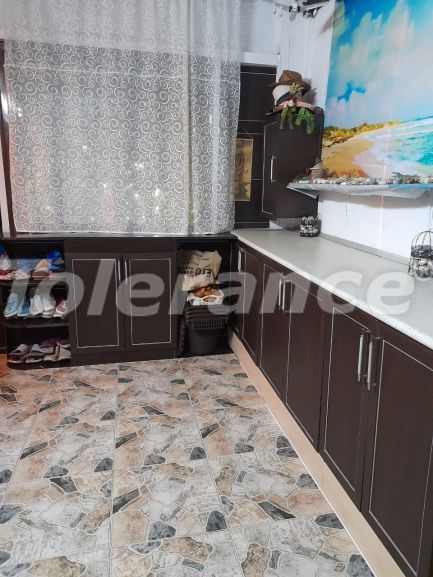 Вилла или дом в Кирения, Северный Кипр с бассейном: купить недвижимость в Турции - 74555