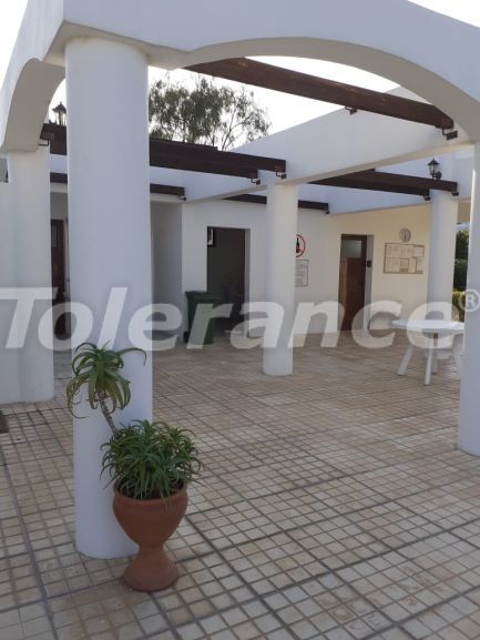 Вилла или дом в Кирения, Северный Кипр с бассейном: купить недвижимость в Турции - 74563