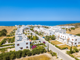 Вилла или дом в Кирения, Северный Кипр с бассейном: купить недвижимость в Турции - 74568