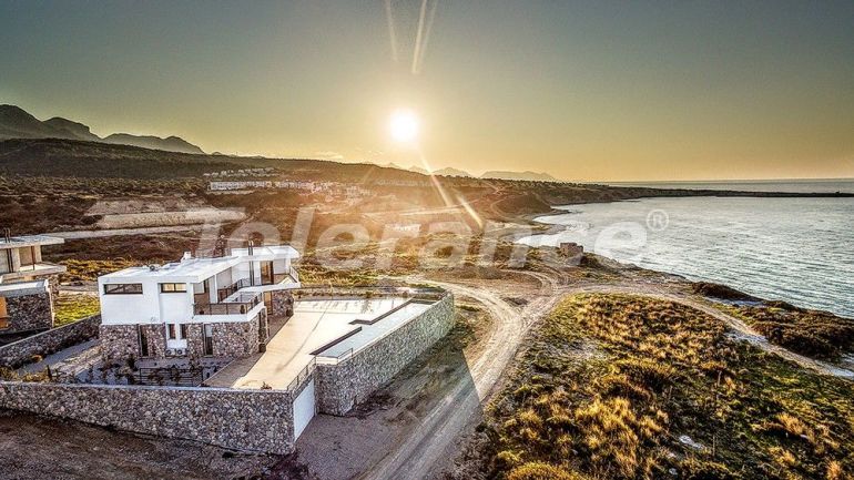 Вилла или дом в Кирения, Северный Кипр вид на море с бассейном в рассрочку: купить недвижимость в Турции - 75269