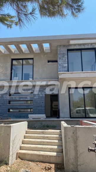 Вилла или дом от застройщика в Кирения, Северный Кипр: купить недвижимость в Турции - 76008