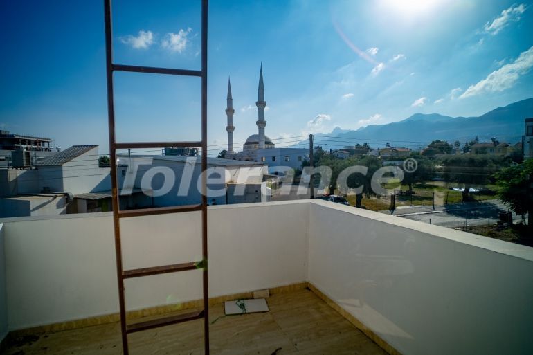 Вилла или дом в Кирения, Северный Кипр вид на море: купить недвижимость в Турции - 76447