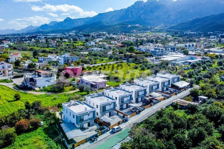 Вилла или дом в Кирения, Северный Кипр: купить недвижимость в Турции - 77059