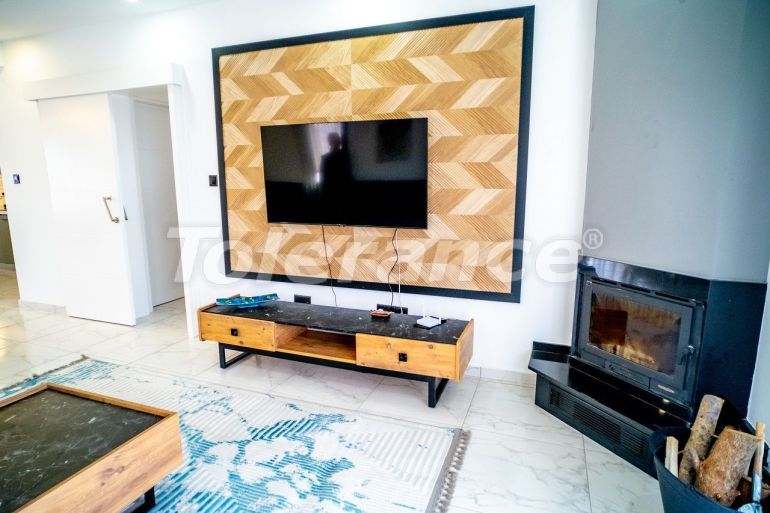 Вилла или дом в Кирения, Северный Кипр: купить недвижимость в Турции - 77071