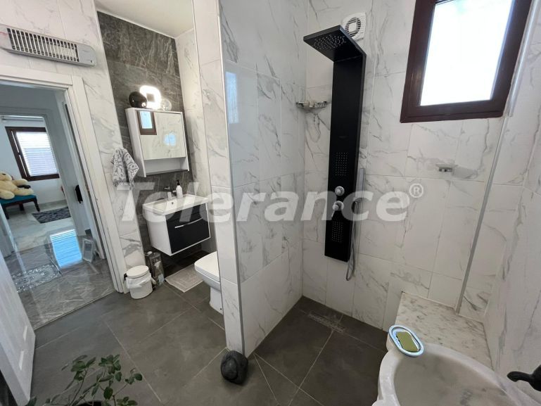 Вилла или дом в Кирения, Северный Кипр вид на море с бассейном: купить недвижимость в Турции - 77273