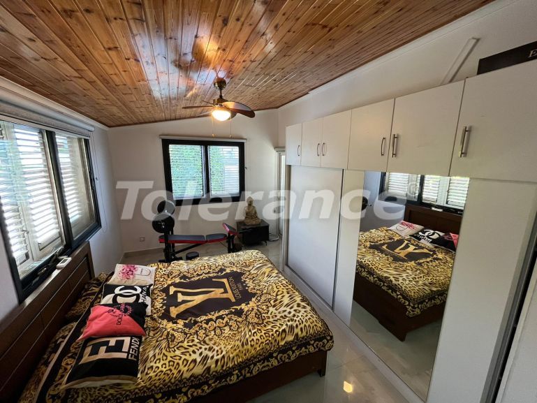 Вилла или дом в Кирения, Северный Кипр вид на море с бассейном: купить недвижимость в Турции - 77277