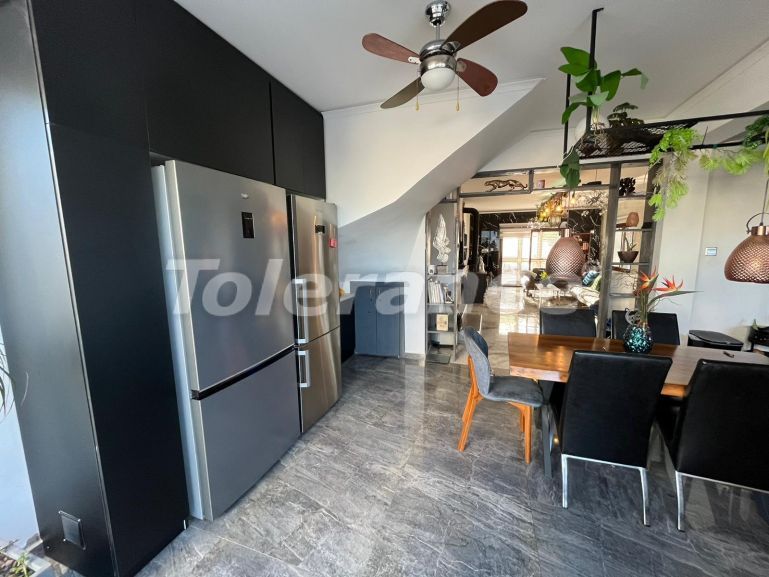 Вилла или дом в Кирения, Северный Кипр вид на море с бассейном: купить недвижимость в Турции - 77278