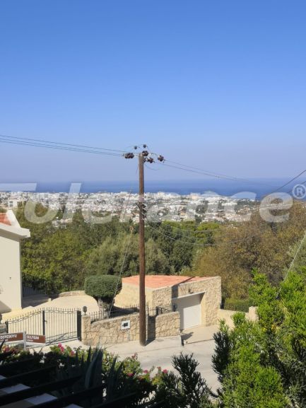 Вилла или дом в Кирения, Северный Кипр: купить недвижимость в Турции - 78047