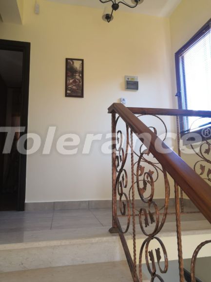 Вилла или дом в Кирения, Северный Кипр: купить недвижимость в Турции - 78052