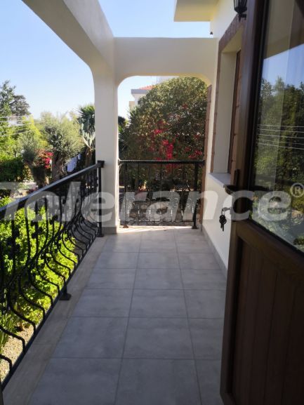 Вилла или дом в Кирения, Северный Кипр: купить недвижимость в Турции - 78053