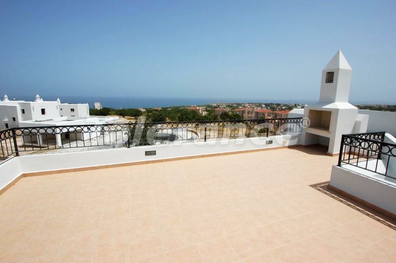 Вилла или дом в Кирения, Северный Кипр вид на море с бассейном: купить недвижимость в Турции - 78230