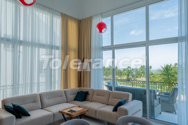 Вилла или дом в Кирения, Северный Кипр: купить недвижимость в Турции - 78268