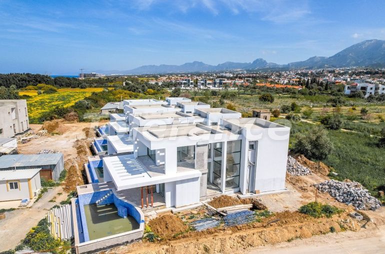 Вилла или дом от застройщика в Кирения, Северный Кипр вид на море с бассейном: купить недвижимость в Турции - 78893