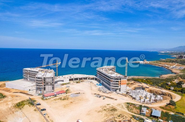 Вилла или дом от застройщика в Кирения, Северный Кипр вид на море с бассейном: купить недвижимость в Турции - 78896