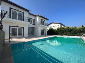 Вилла или дом в Кирения, Северный Кипр вид на море с бассейном: купить недвижимость в Турции - 79707