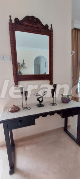 Вилла или дом в Кирения, Северный Кипр вид на море с бассейном: купить недвижимость в Турции - 81715