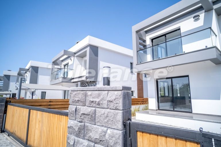 Вилла или дом в Кирения, Северный Кипр: купить недвижимость в Турции - 84783