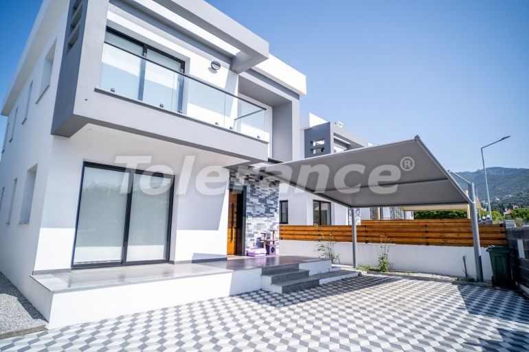 Вилла или дом в Кирения, Северный Кипр: купить недвижимость в Турции - 84787