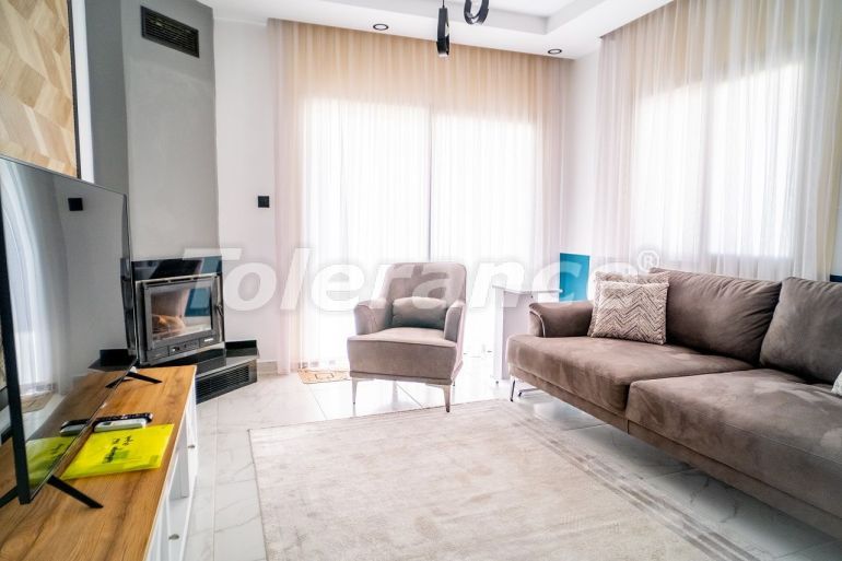 Вилла или дом в Кирения, Северный Кипр: купить недвижимость в Турции - 84795