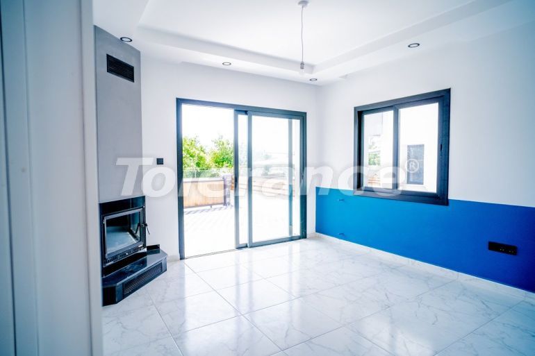 Вилла или дом в Кирения, Северный Кипр: купить недвижимость в Турции - 84863