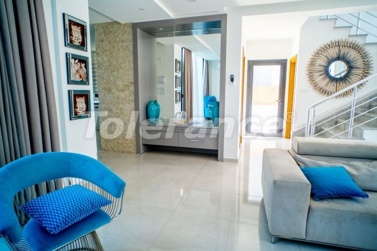 Вилла или дом в Кирения, Северный Кипр: купить недвижимость в Турции - 85103