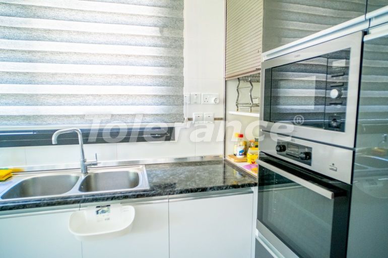 Вилла или дом в Кирения, Северный Кипр: купить недвижимость в Турции - 85118